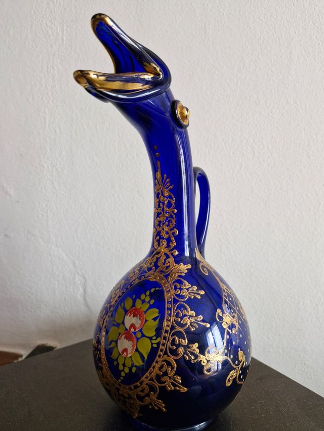 Coppia di antiche Brocche Persiane