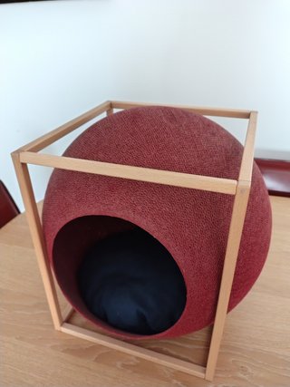 Casita para gato marca MEYOU PARIS