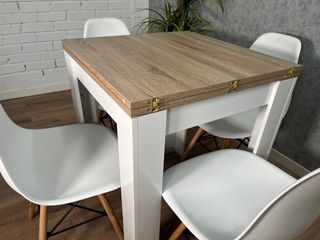 MESA EXTENSIBLE *FEROE* + 4 SILLAS  ¡NUEVAS!