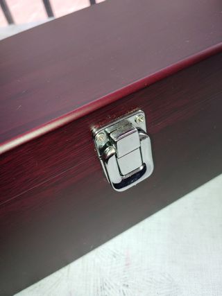 Caja accesorios para enófilos. Vinoteca