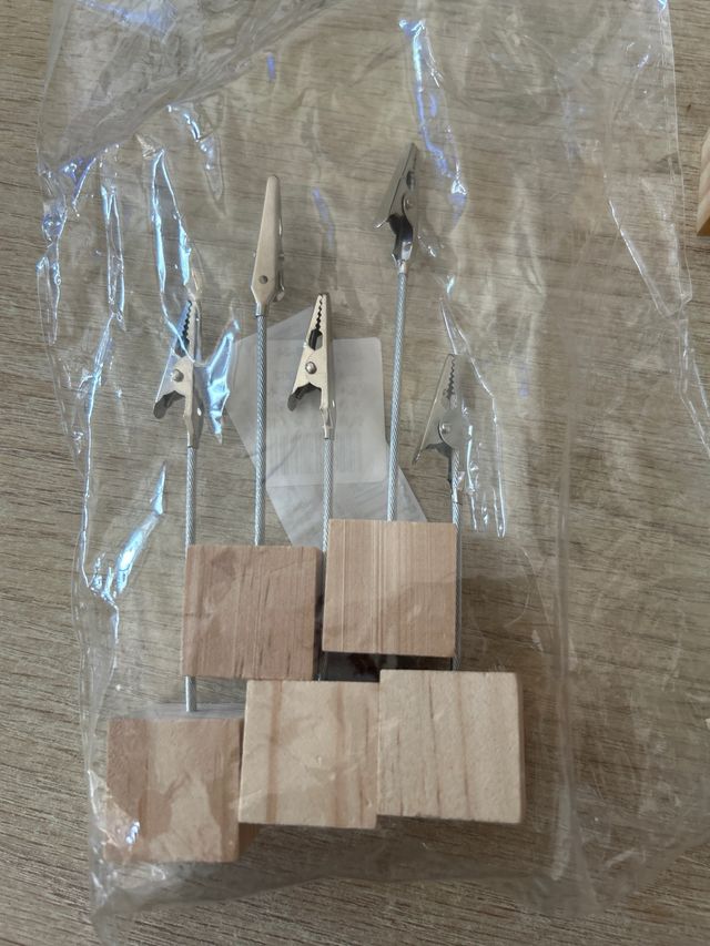 Portatarjetas/fotos de madera