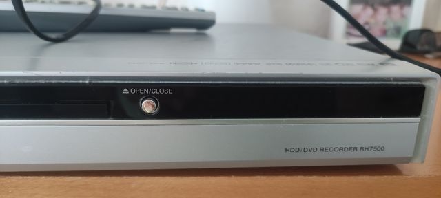 HDD / DVD recorder player