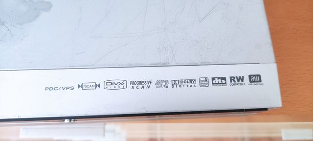 HDD / DVD recorder player