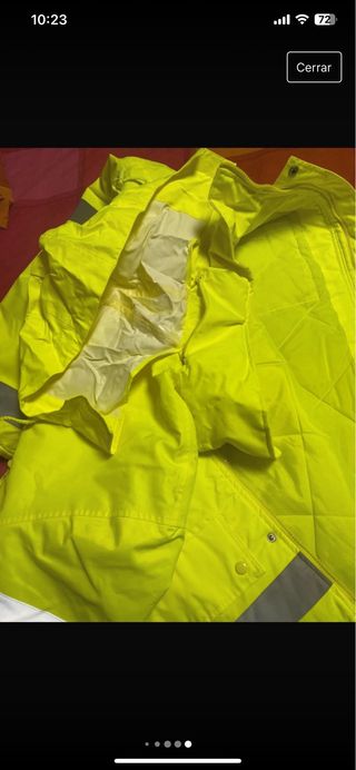 Anorak abrigo amarillo