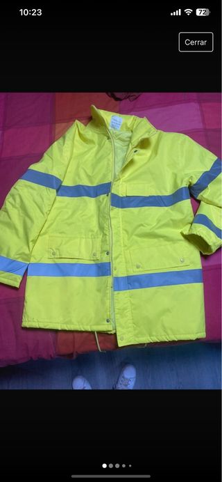 Anorak abrigo amarillo