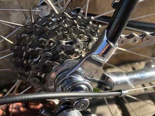 Bicicleta Goi Contini - Grupo Shimano Dura-Ace