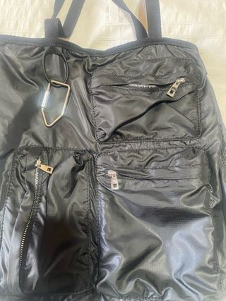 Bolso super ligero. ZARA