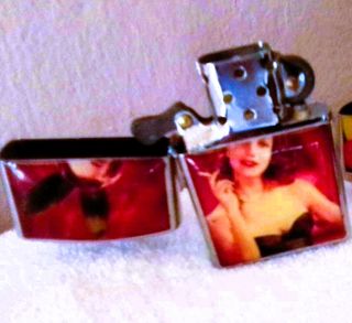 2 Mecheros Pin Up, tipo zippo