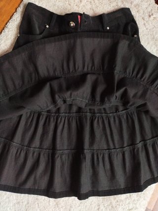 Falda de pana fina y camisa a cuadros