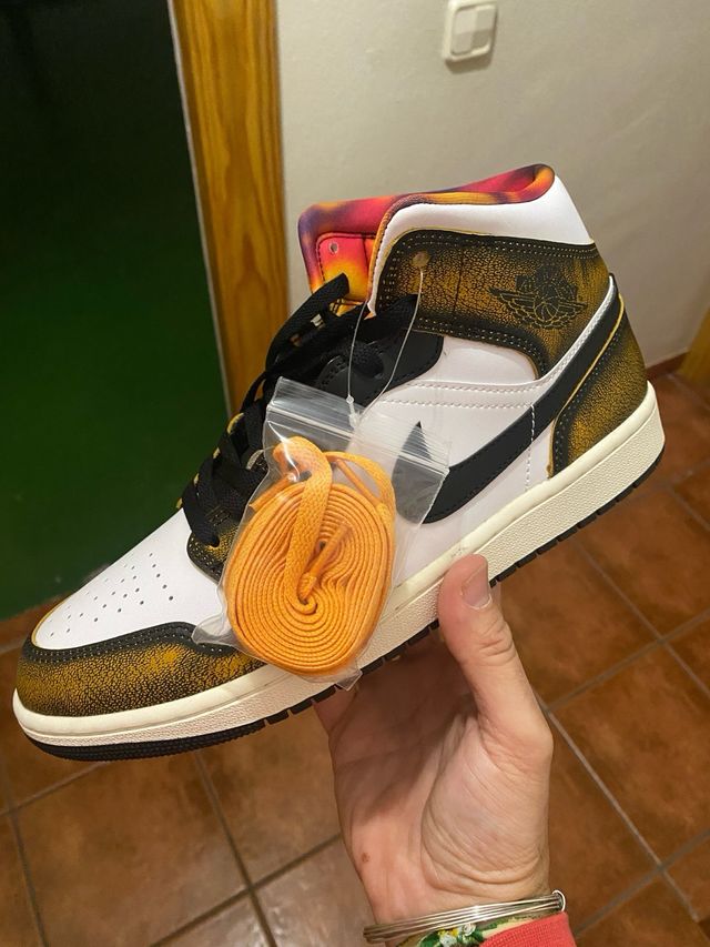 Zapatillas Air Jordan 1 Mid SE