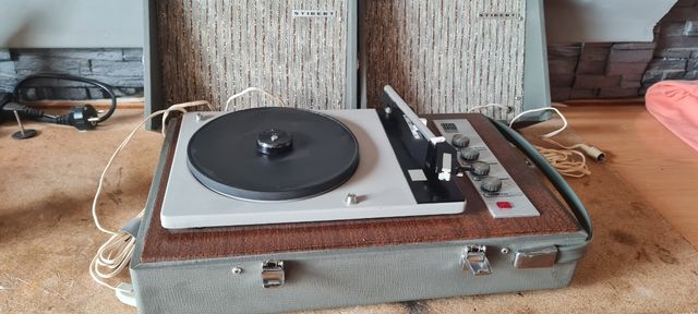 Tocadiscos portátil