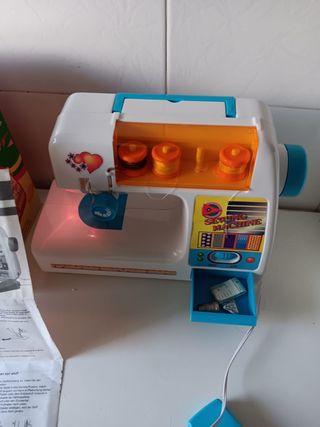 Maquina coser de juguete