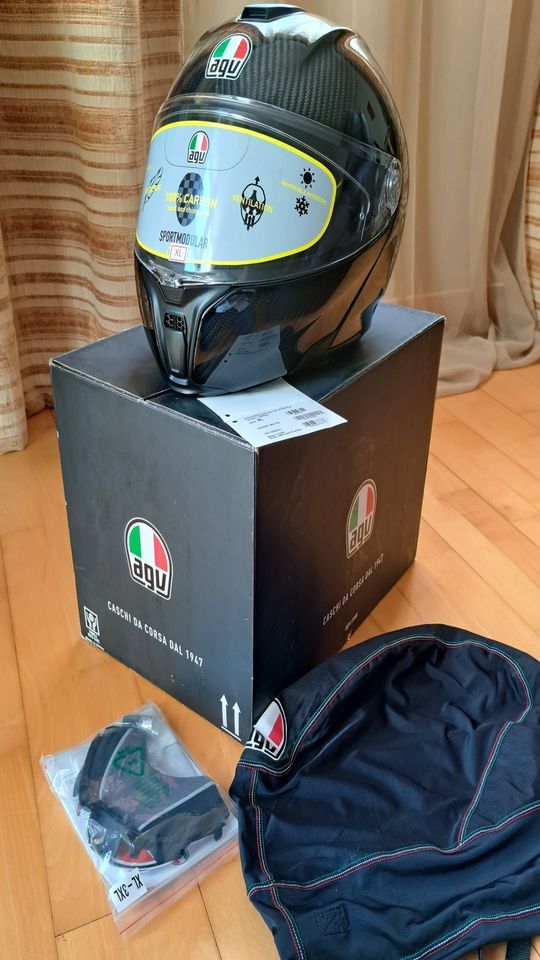 Capacete AGV Sportmodular Carbon - Novos