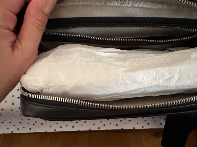 Riñonera piel negra Nava design