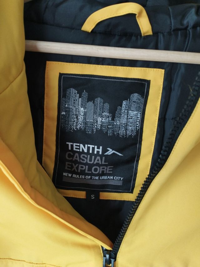 Abrigo capucha amarillo S