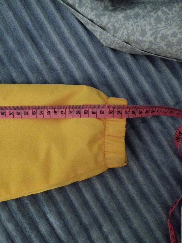 Abrigo capucha amarillo S