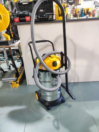 ASPIRADOR DE SOLIDOS Y LIQUIDOS