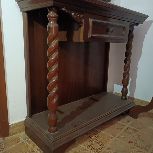 Ingresso antico legno