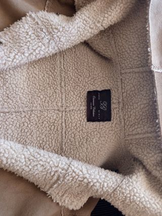 Chaqueta de Zara chica