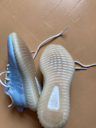 Yeezy Boost 350 V2 Mono Ice