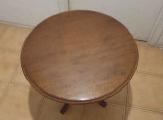 Mesita de esquina redonda de color mar