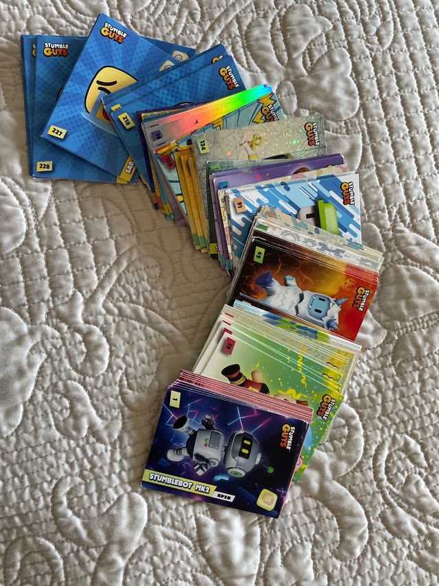 CROMOS DE STUMBLE GUYS REPETIDOS