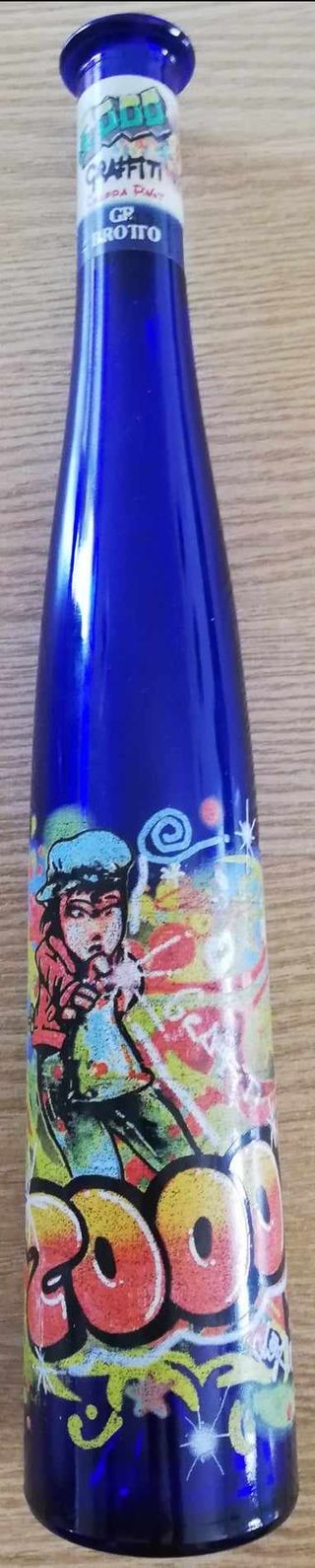 Bottiglia vuota stile graffiti GP Brotto