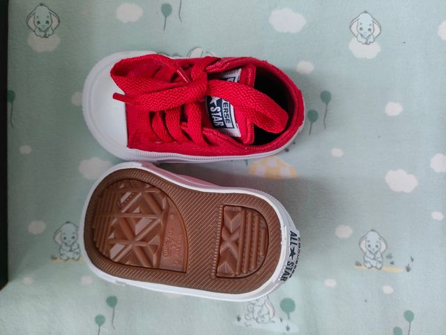 A ESTRENAR T18. Converse Chuck Taylor All Star