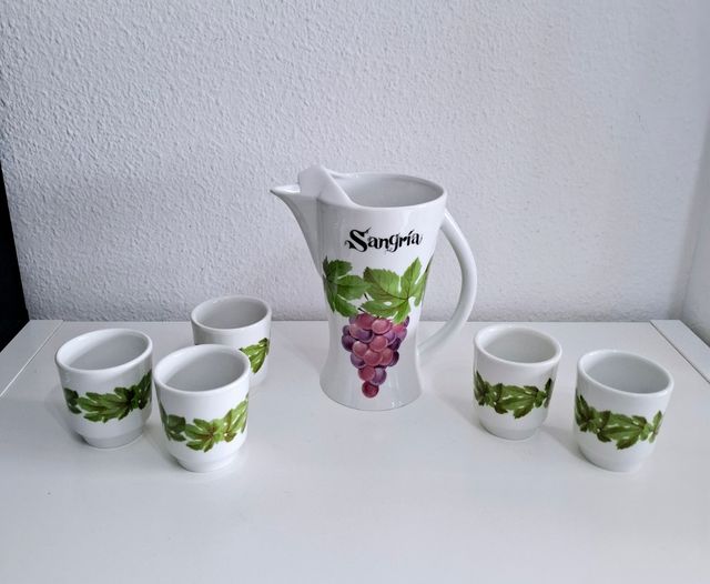 Jarra sangría y 5 vasos