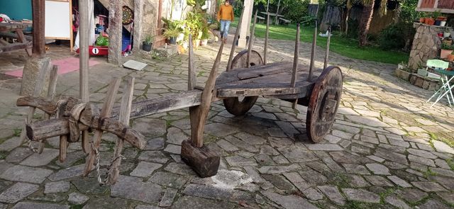 CARRO ANTIGUO MADERA