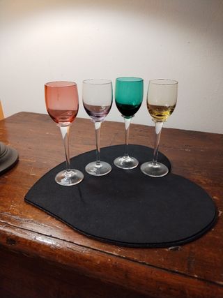 N.4 bicchieri cristallo colorati