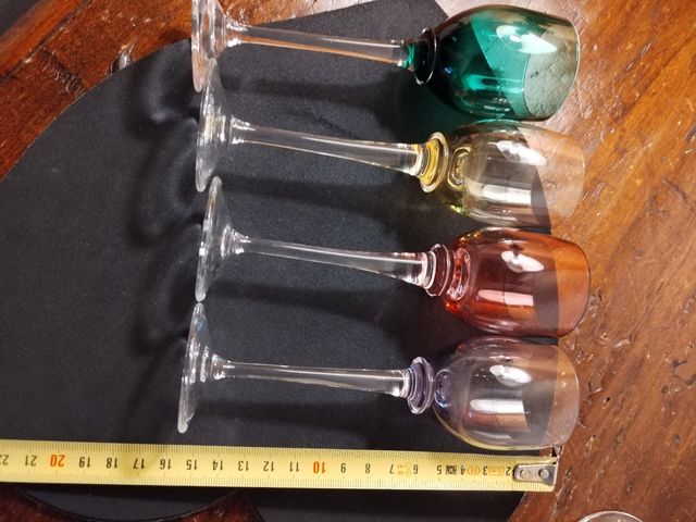 N.4 bicchieri cristallo colorati