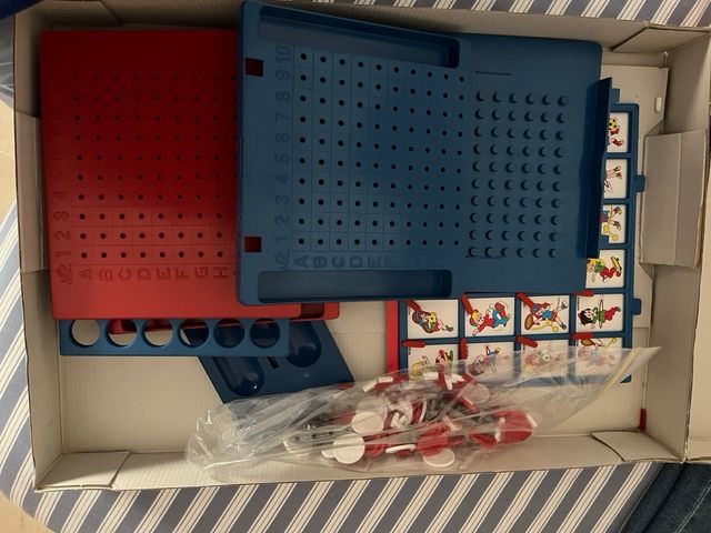 Juegos mesa, Hundir la Flota, Coloca 4 ..