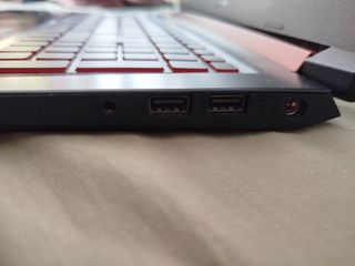 Acer Nitro 5 AN515-51 portátil 15.6" HD 