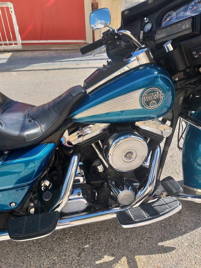 HARLEY DAVIDSON Electra Glide (671412425)