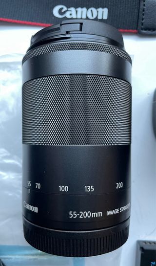 Cámara CANON EOS M50 +DOS objetivos+funda+otros