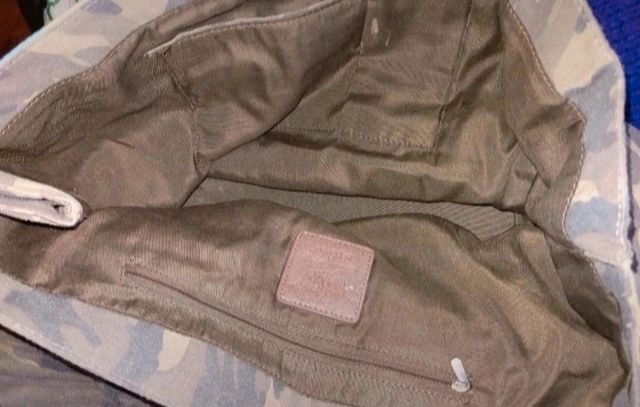 Mia Camo bag borchie