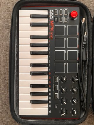 AKAI MPK mini