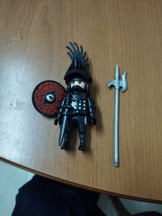 Playmobil caballero negro
