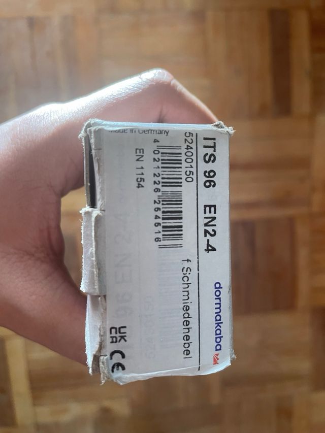 CIERRA PUERTAS OCULTO ITS 96 EN 2-4 (NUEVO)