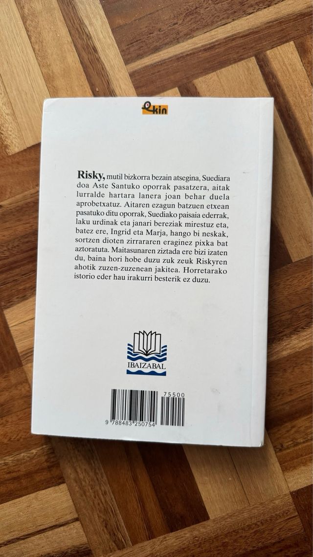 1. Lehen amodioa Suedian (Ekin) (Basque Edition)