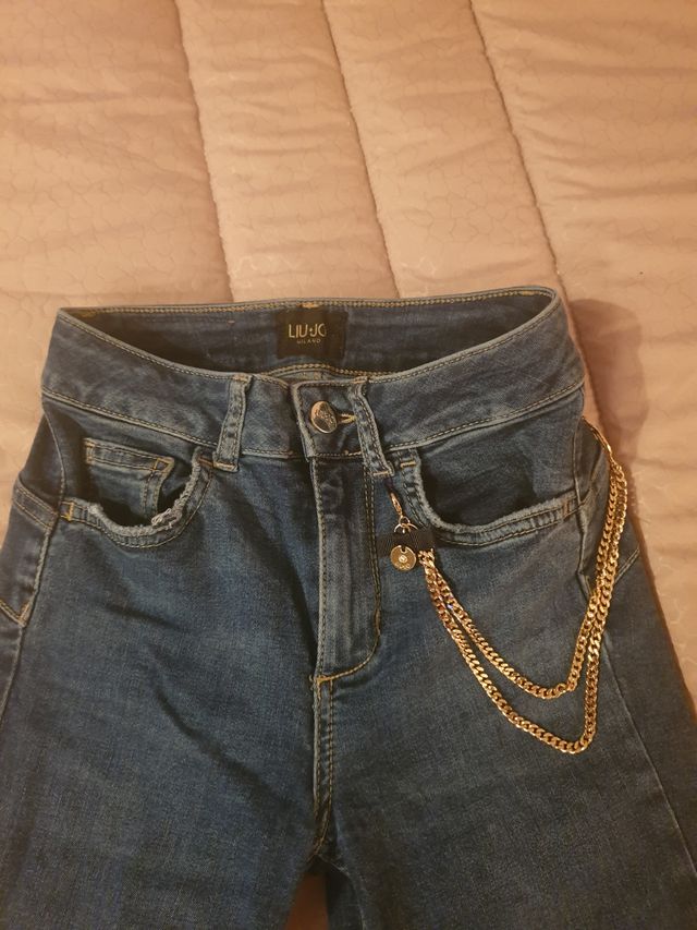 Jeans con catena dorata Liu Jo