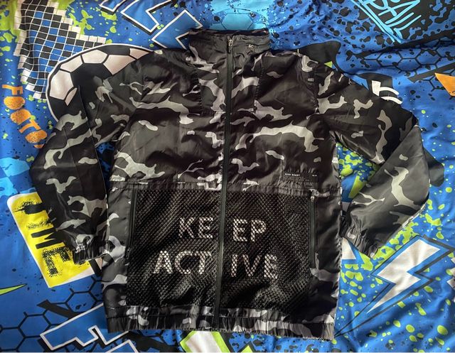 Chubasquero niñ@ Zara