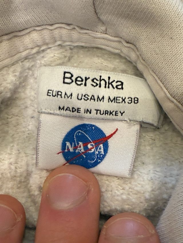 Bershka NASA sudadera