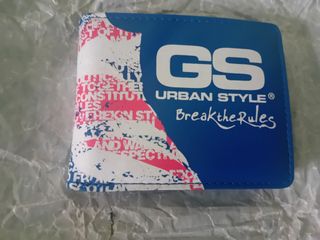 Cartera juvenil para  chico nueva
