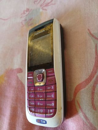 Telefono cellulare nokia 2610 vintage con tasti
