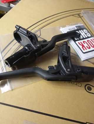 Coppia leve freno MTB e bici corsa trekk