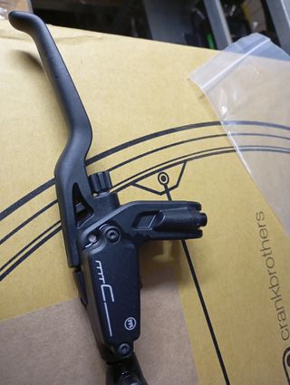 Coppia leve freno MTB e bici corsa trekk