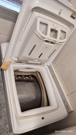 Lavadora con carga superior OTSEIN