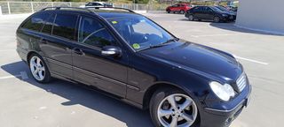Mercedes-Benz Clase C 2005
